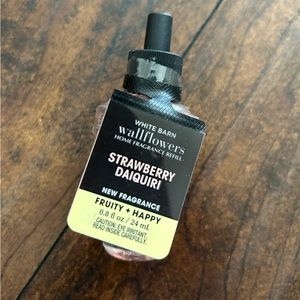 Strawberry Daiquiri Bath & Body Wallflower